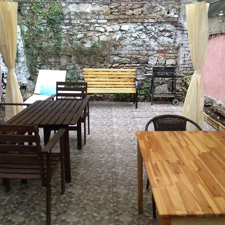 Kevin'S Hostel Provincia di Provincia di Istanbul Esterno foto