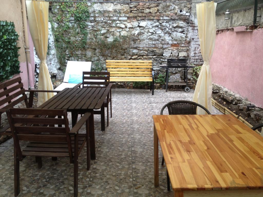 Kevin'S Hostel Provincia di Provincia di Istanbul Esterno foto
